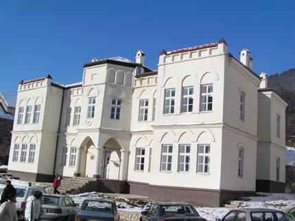 Зграда библиотеке