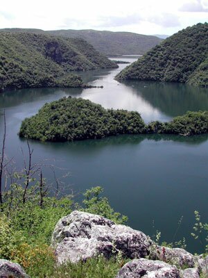 Увачко језеро